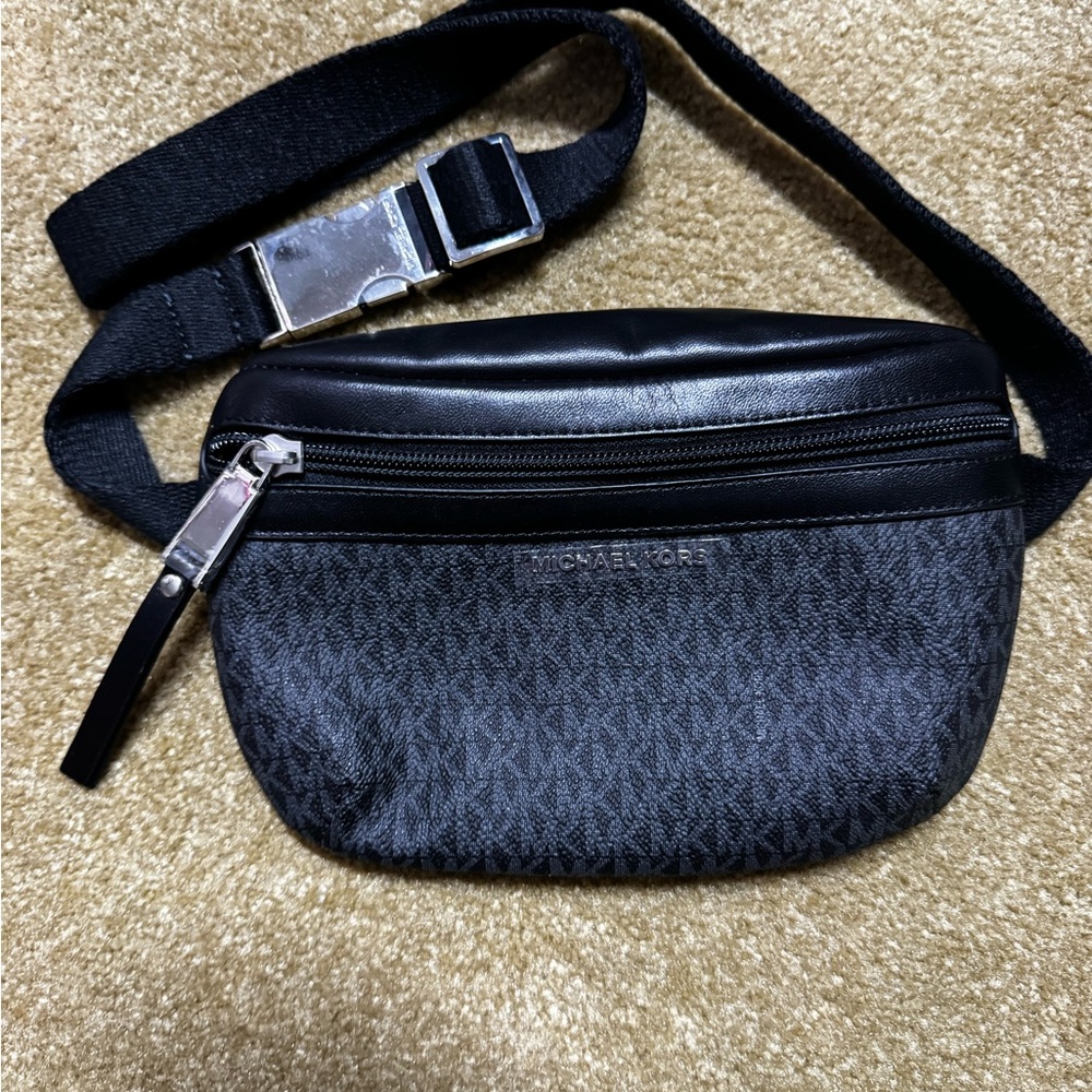 Michael Kors Black and gray Fanny pack